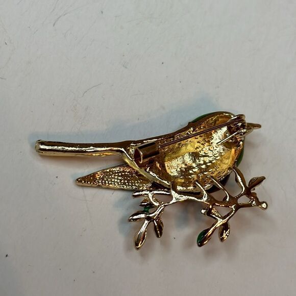 Colorful green and red enamel bird gold tone pin brooch statement jewelry - Picture 4 of 7